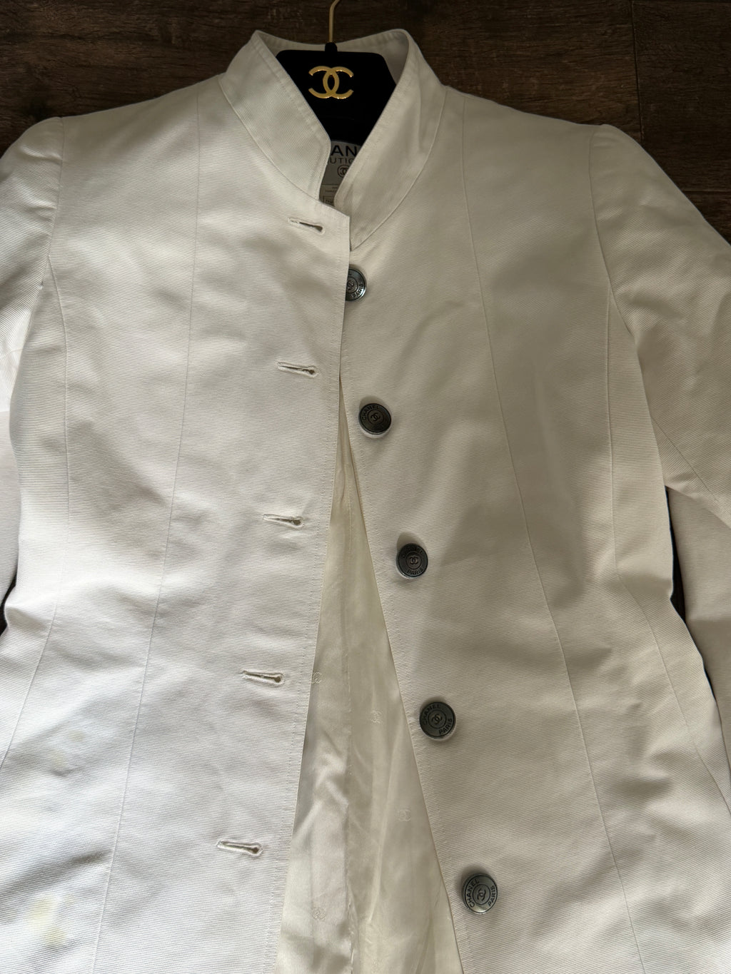 Chanel White Cotton Silver Button Blazer