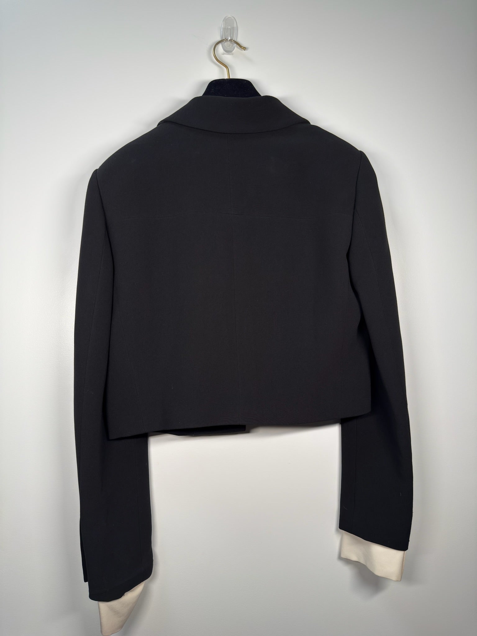 Chanel 2015 Silk Black Runway Blazer with Removable White Sleeves | FR40