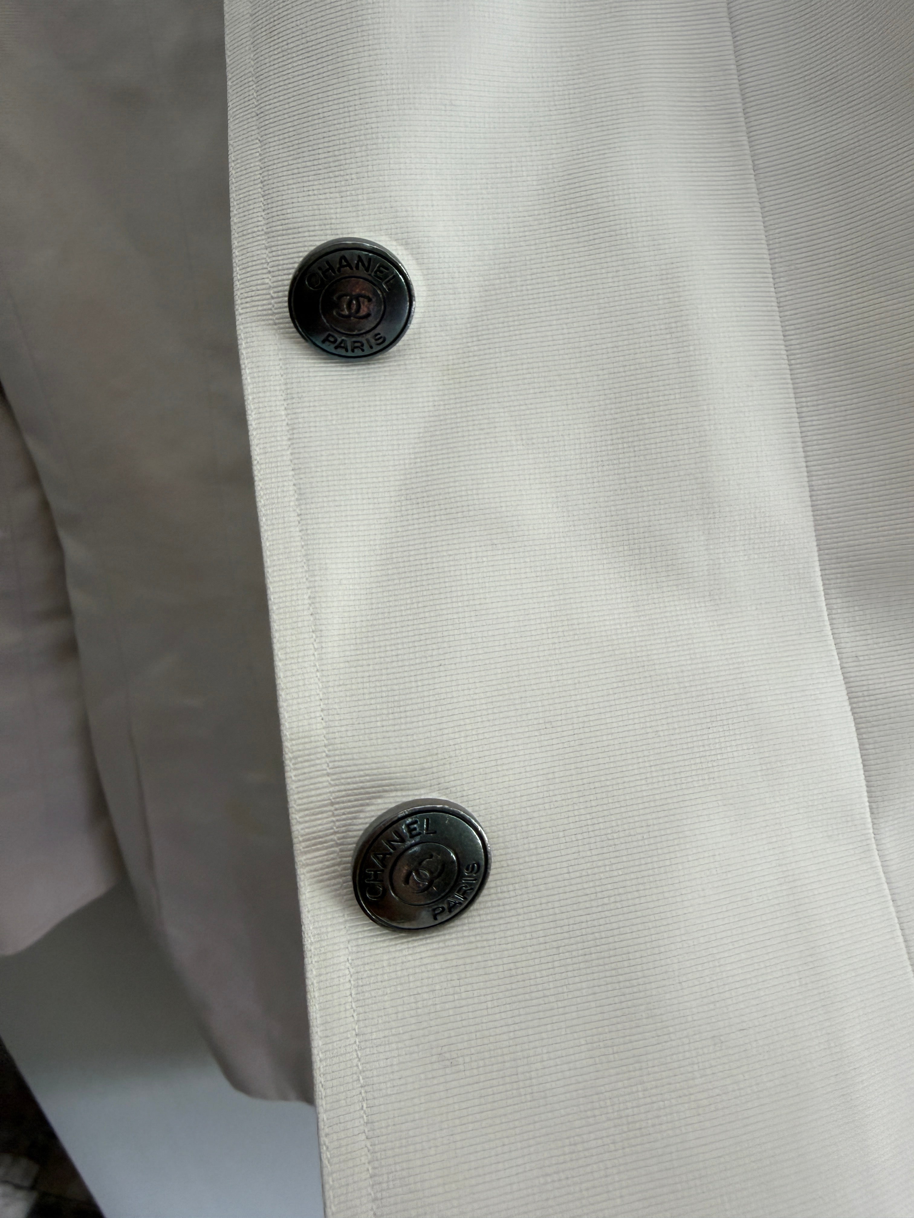 Chanel White Cotton Silver Button Blazer
