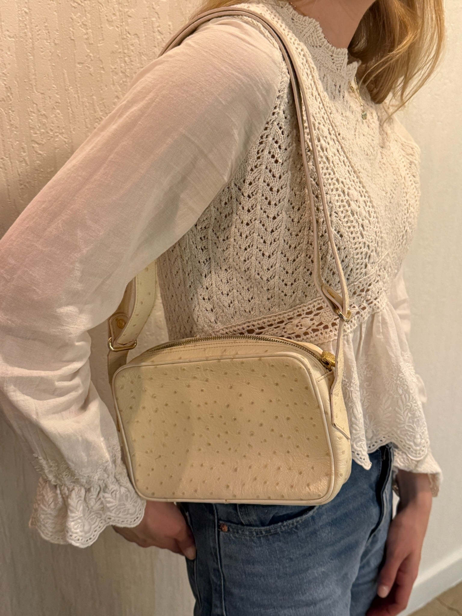 Fendi Fendi
Ostrich Crossbody Bag Vintage