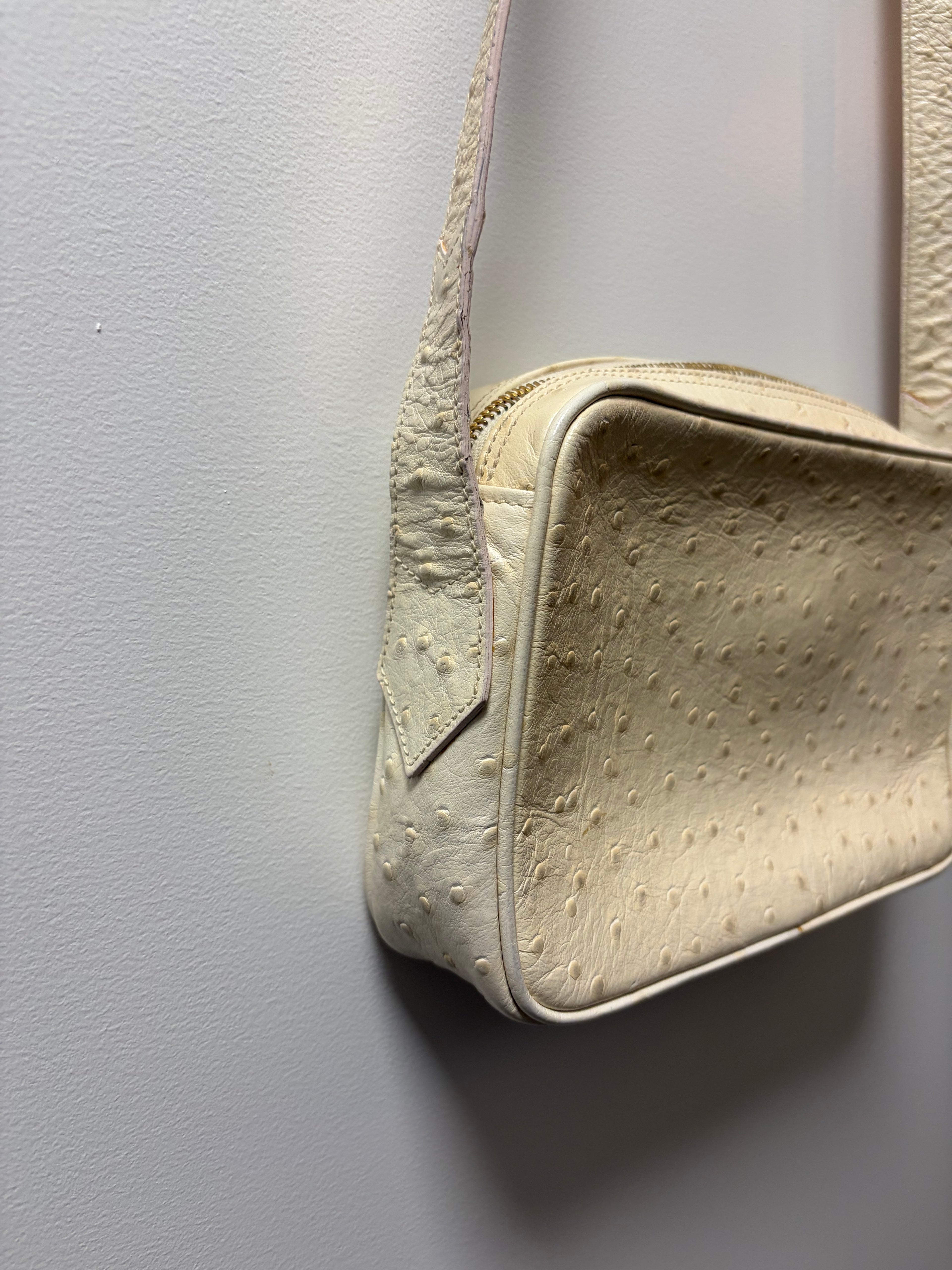 Fendi Fendi
Ostrich Crossbody Bag Vintage