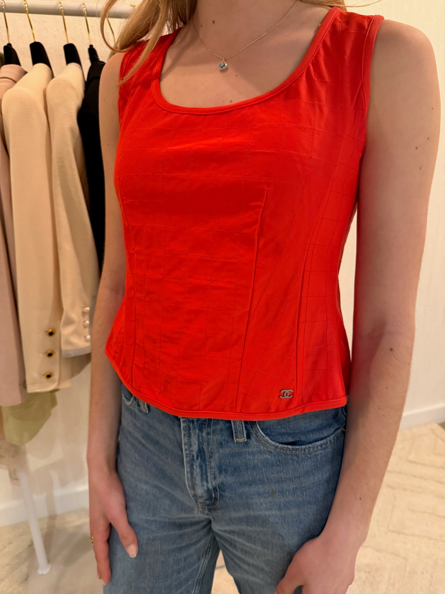 Chanel 2000 CC Logo Red Zipper Top FR36