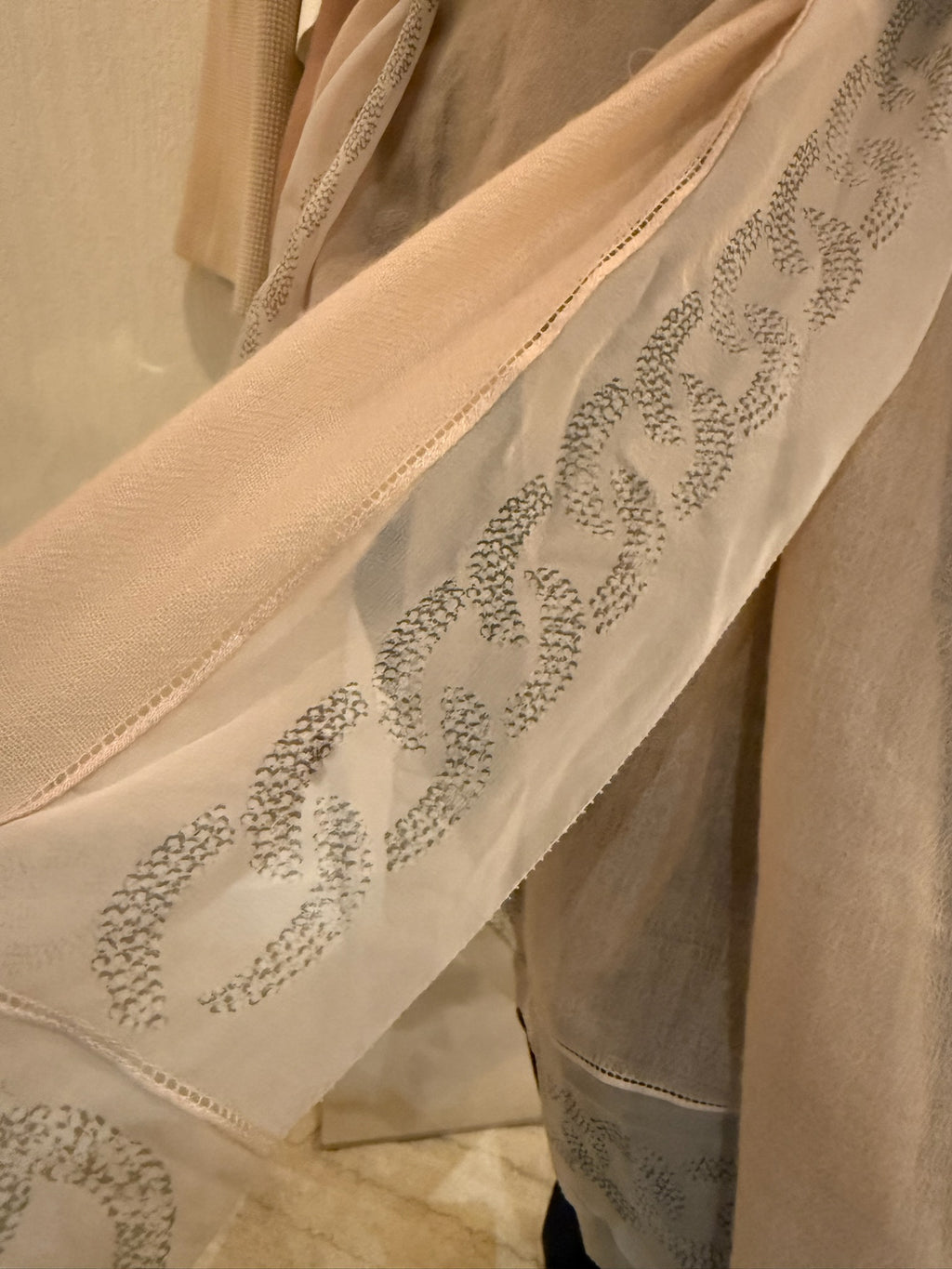 Chanel Cashmere CC Logo Scarf Pink Silver Metallic Lightweight Wrap