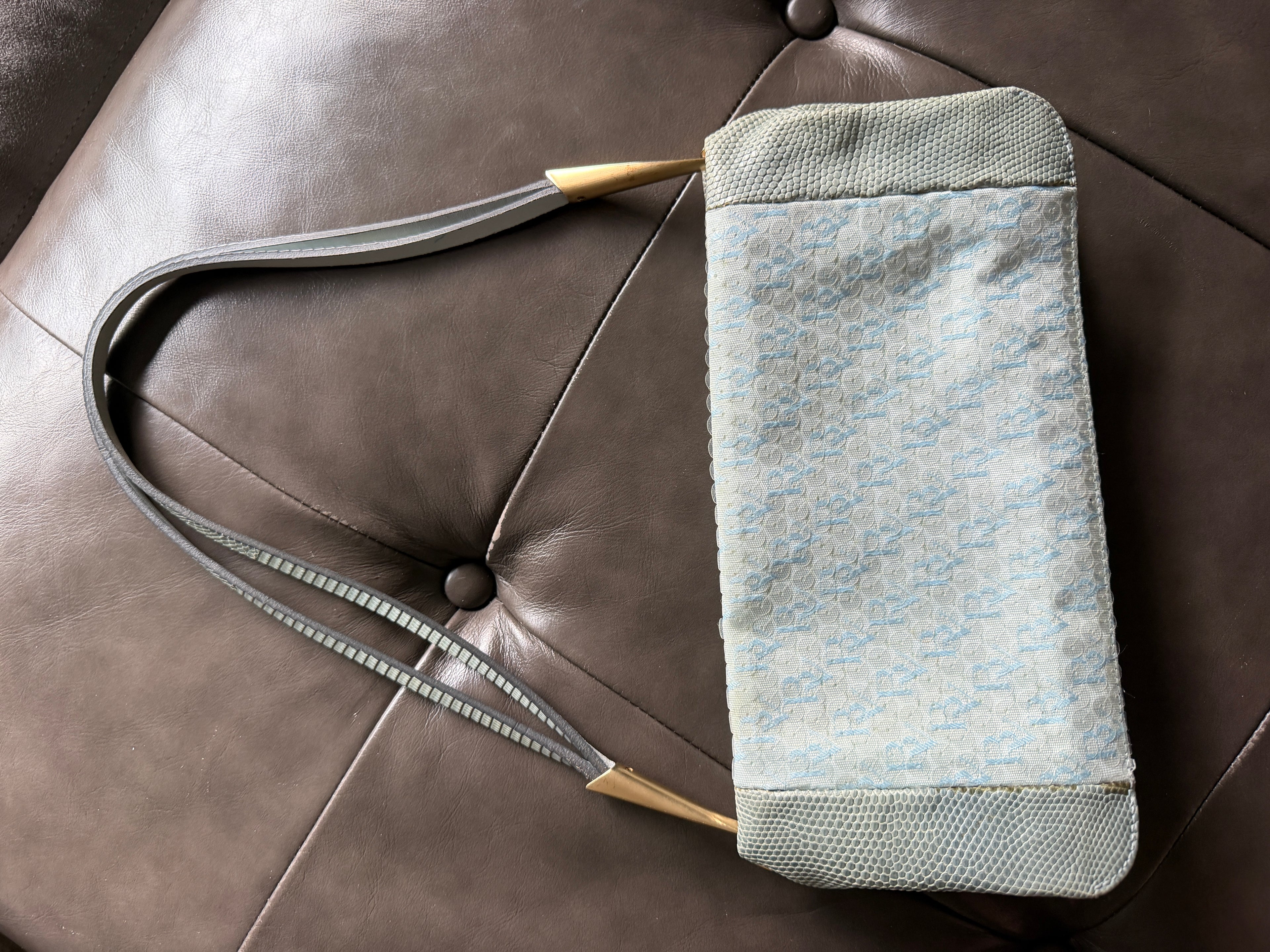 Bottega Veneta Blue Leather Shoulder Bag | Gold Tone Hardware