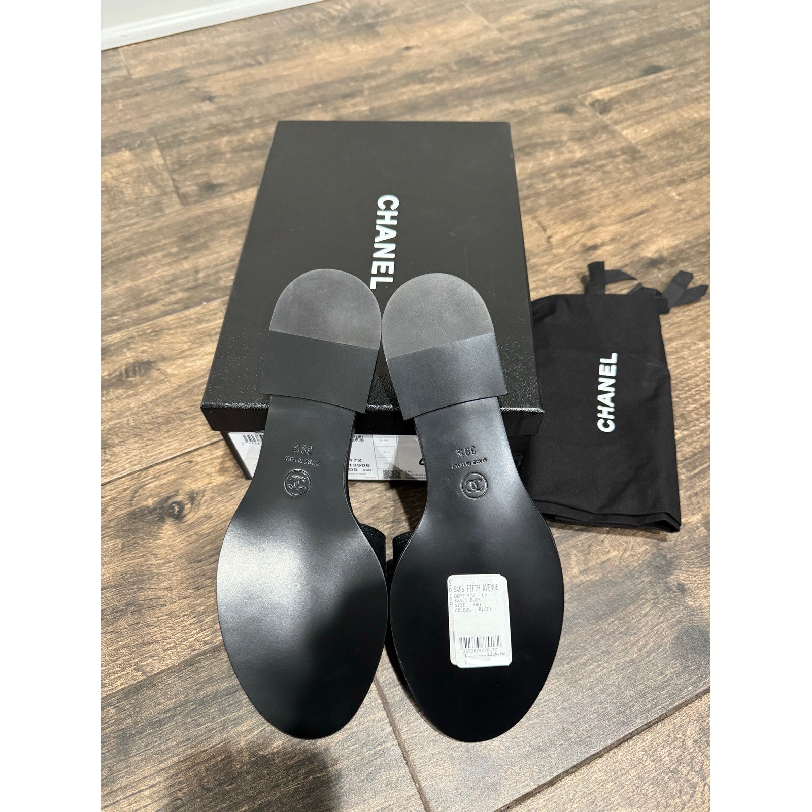 Chanel Black Leather Mules gold CC BNIB SIZE 39.5
