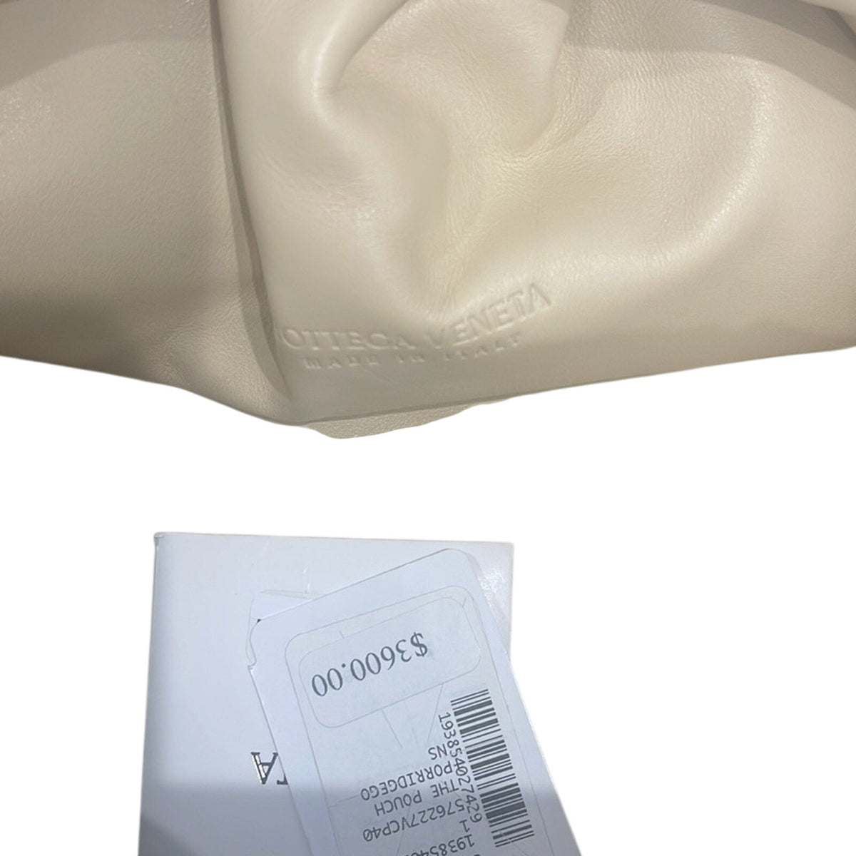 Bottega Veneta The Pouch Large Gathered Leather Clutch in Porridge – NWT