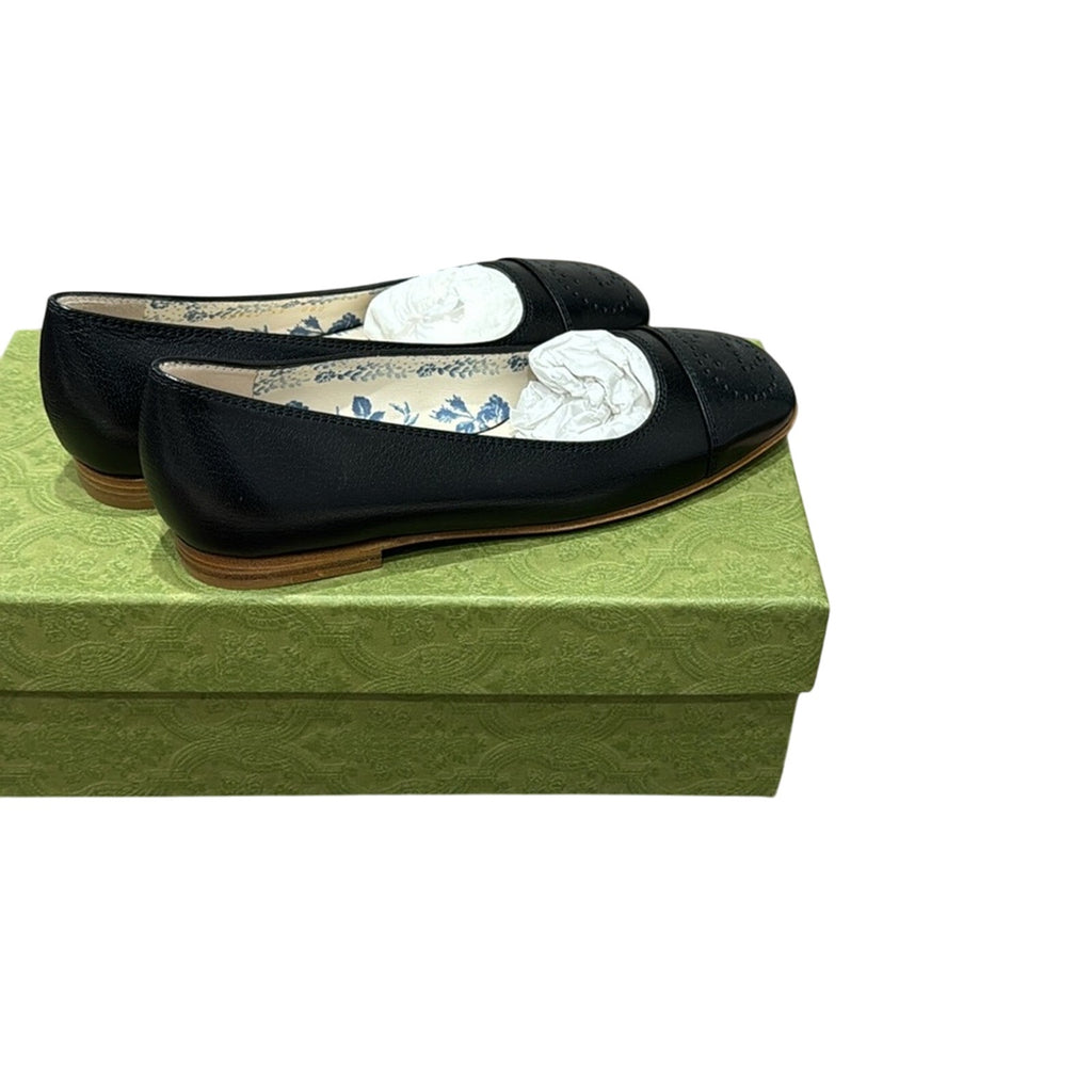 Gucci Hills Logo Ballet Interlocking G Flat (Women) BNIB 35