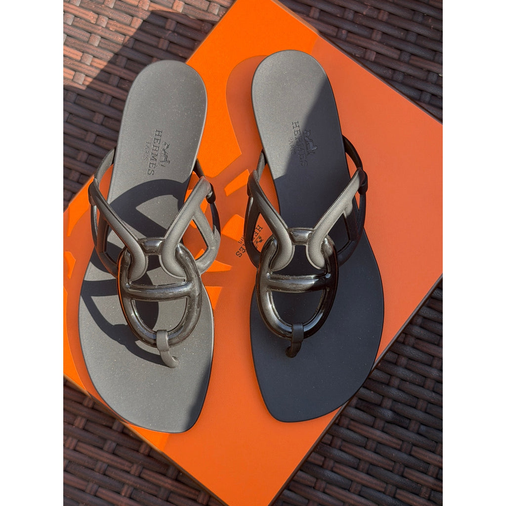 Hermès Egerie Rubber Sandals Black Size 37 New in Box Chain d’Ancre Italy