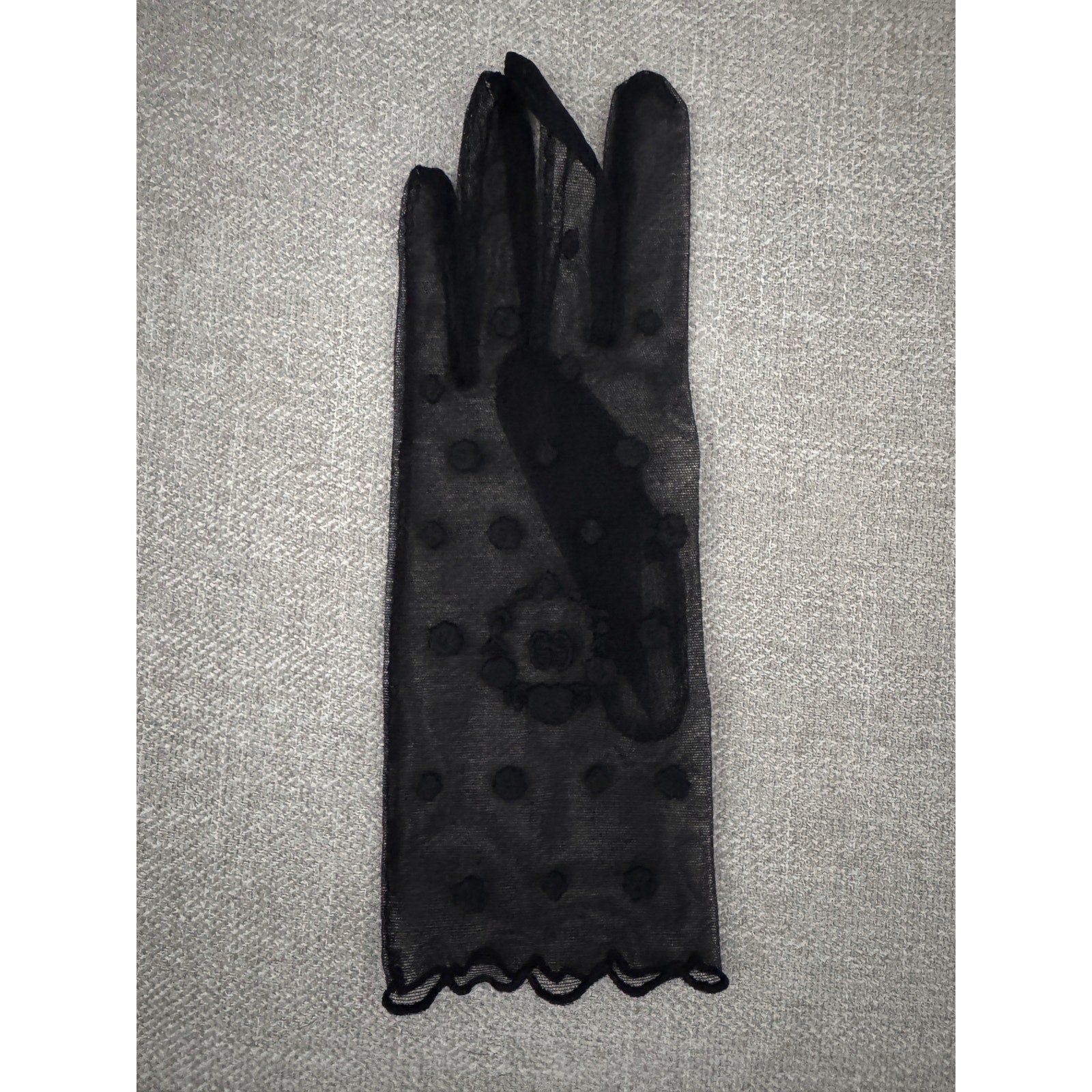 Gucci Embroidered Polka-Dot Tulle Gloves NWT Size Medium 7.5