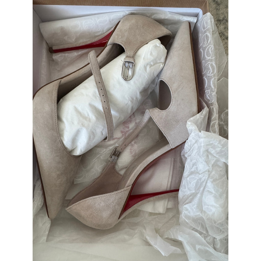 CHRISTIAN LOUBOUTIN
Miss Ziggyta 100 suede pumps BNIB 38.5