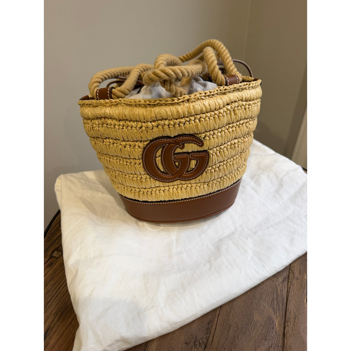 Gucci Mini GG Logo Woven Straw Bucket Bag Beige Brown Leather NWT