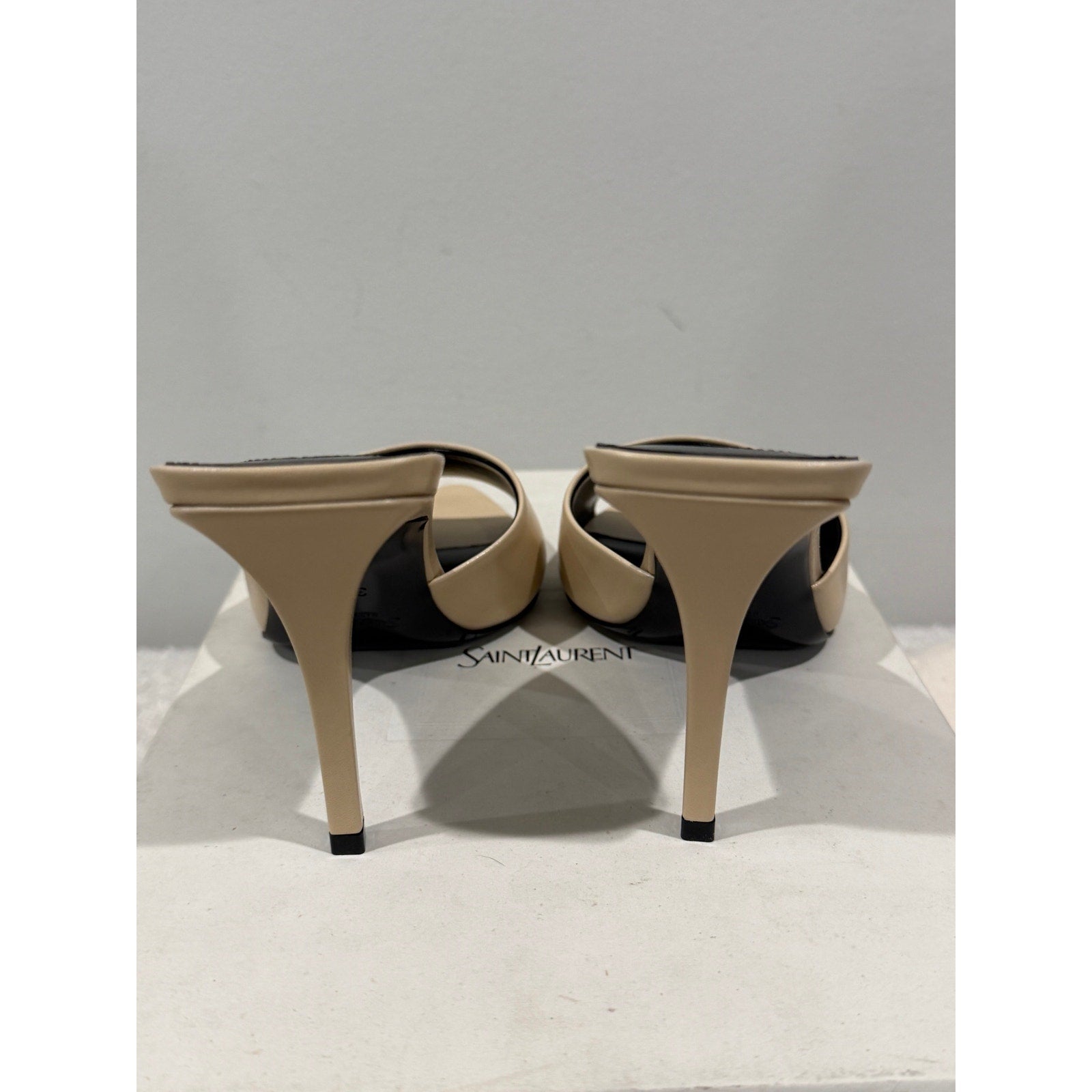 Saint Laurent Romy 90 Leather Mules Tan Leather Pointed Toe Heels Size 37.5 NIB