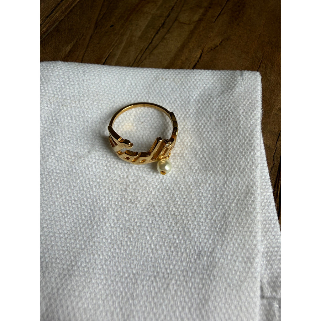 Dior J’Adior Ring Gold Finish Metal White Resin Pearl Crystal Size L 7.25 New