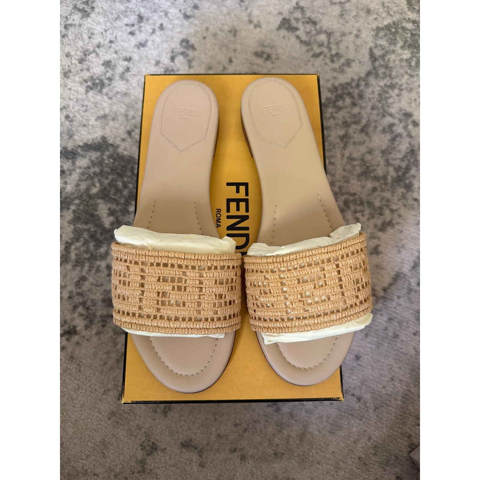 Fendi Sunshine FF Raffia Leather Slide Sandals BNIB Size 41