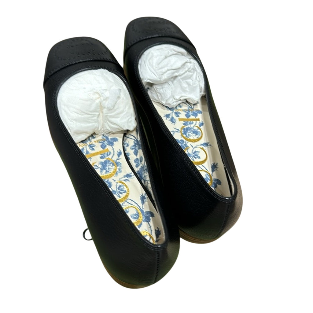 Gucci Hills Logo Ballet Interlocking G Flat (Women) BNIB 35