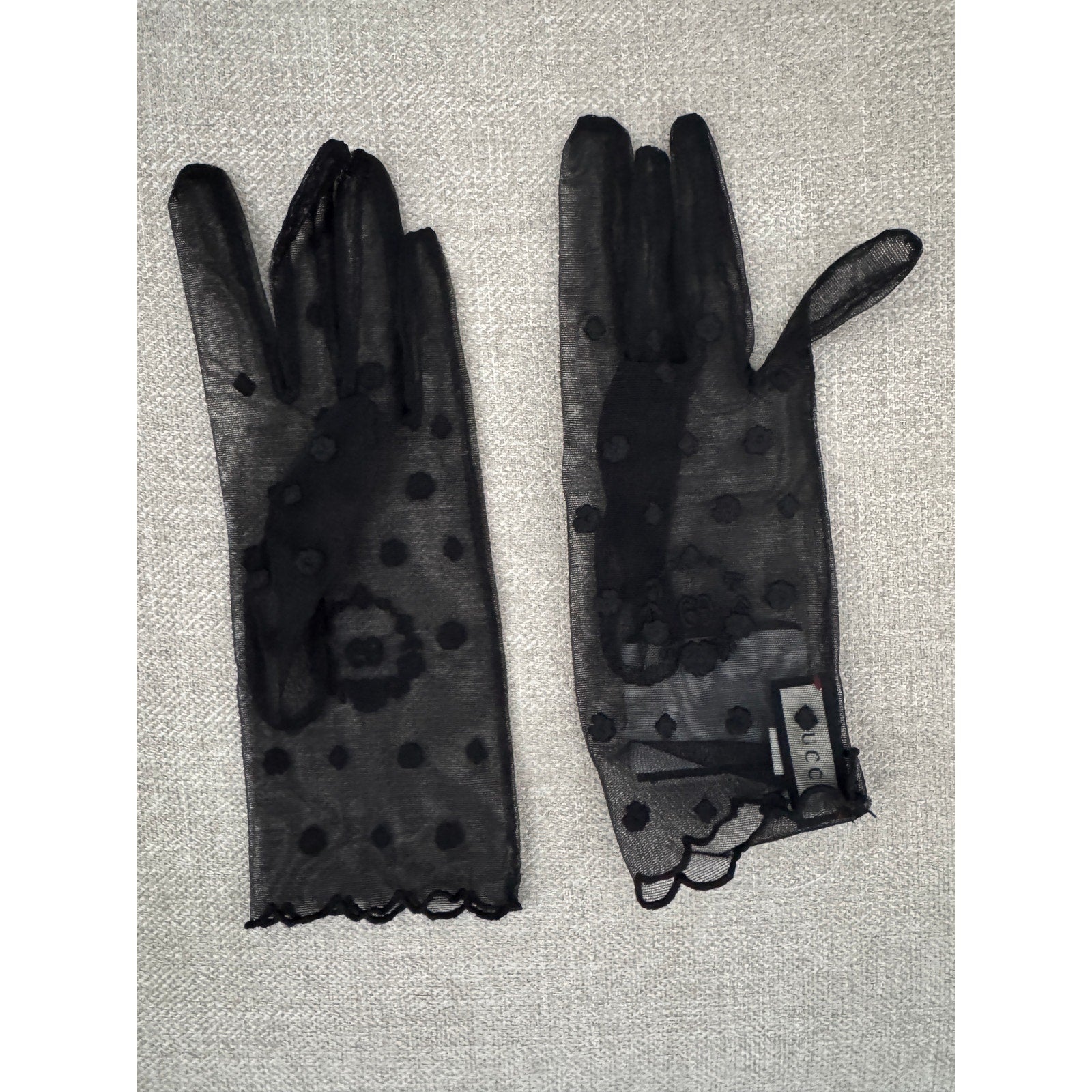 Gucci Embroidered Polka-Dot Tulle Gloves NWT Size Medium 7.5