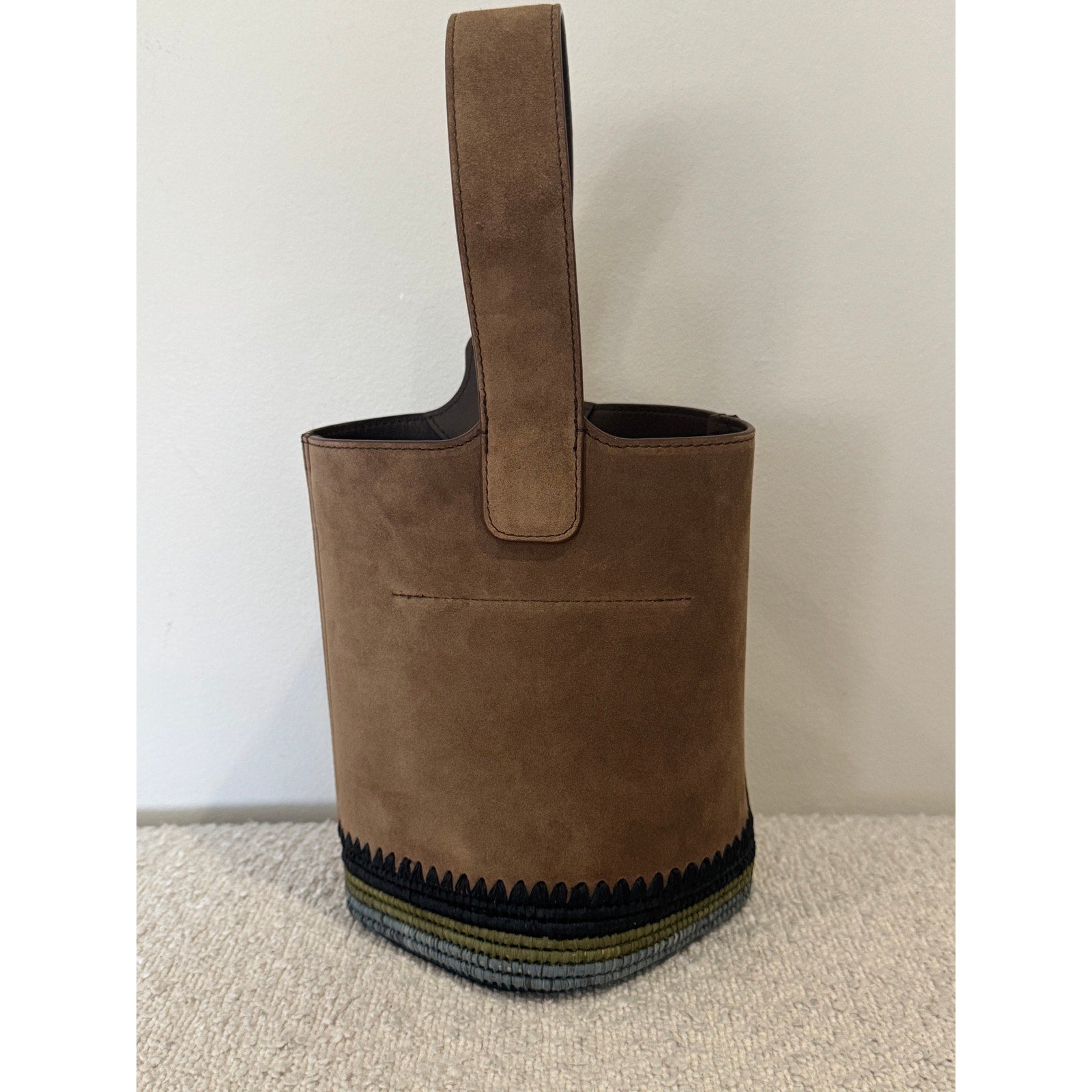 Loewe
Women’s LOEWE x Paula's Ibiza Mini Pebble Suede & Raffia Bucket Bag NWT