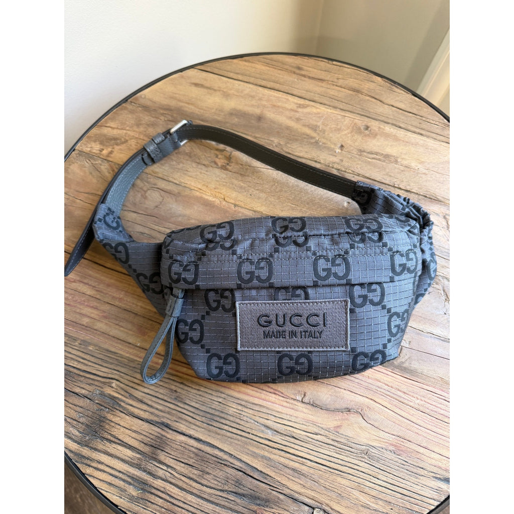 Gucci GG Nylon Belt Bag Grey Unisex Crossbody Waist Bag Silver Hardware NWT