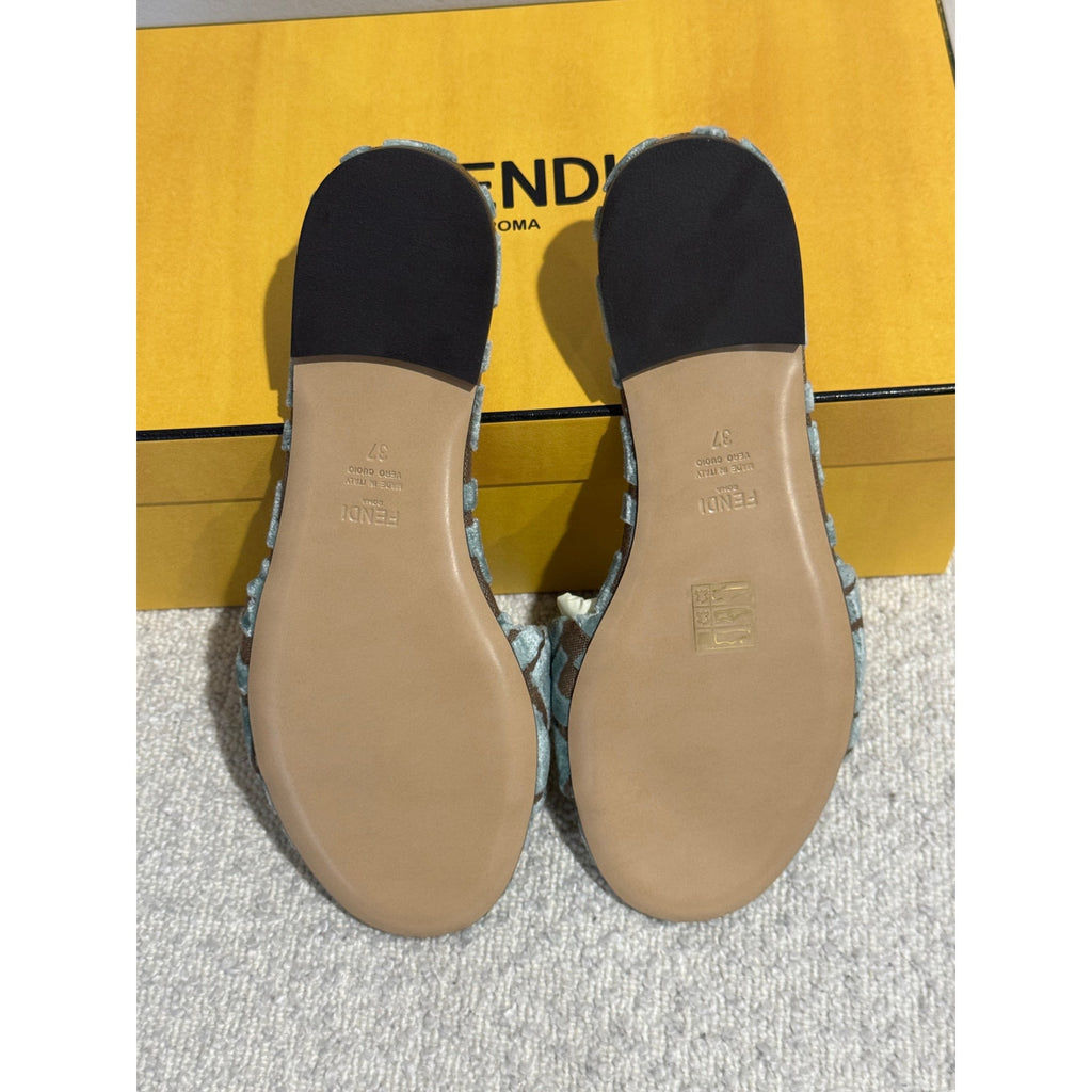 Fendi Sunshine Logo Embroidered Slide Sandal BNIB Size 37