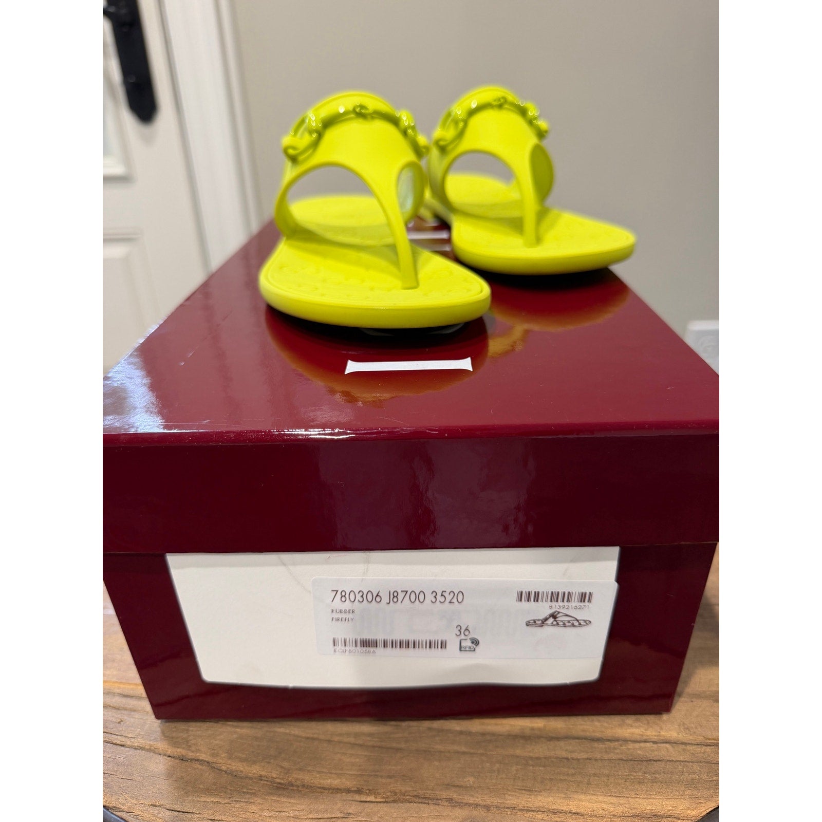 Gucci Horsebit Thong Green Sandals NWT SIZE 36