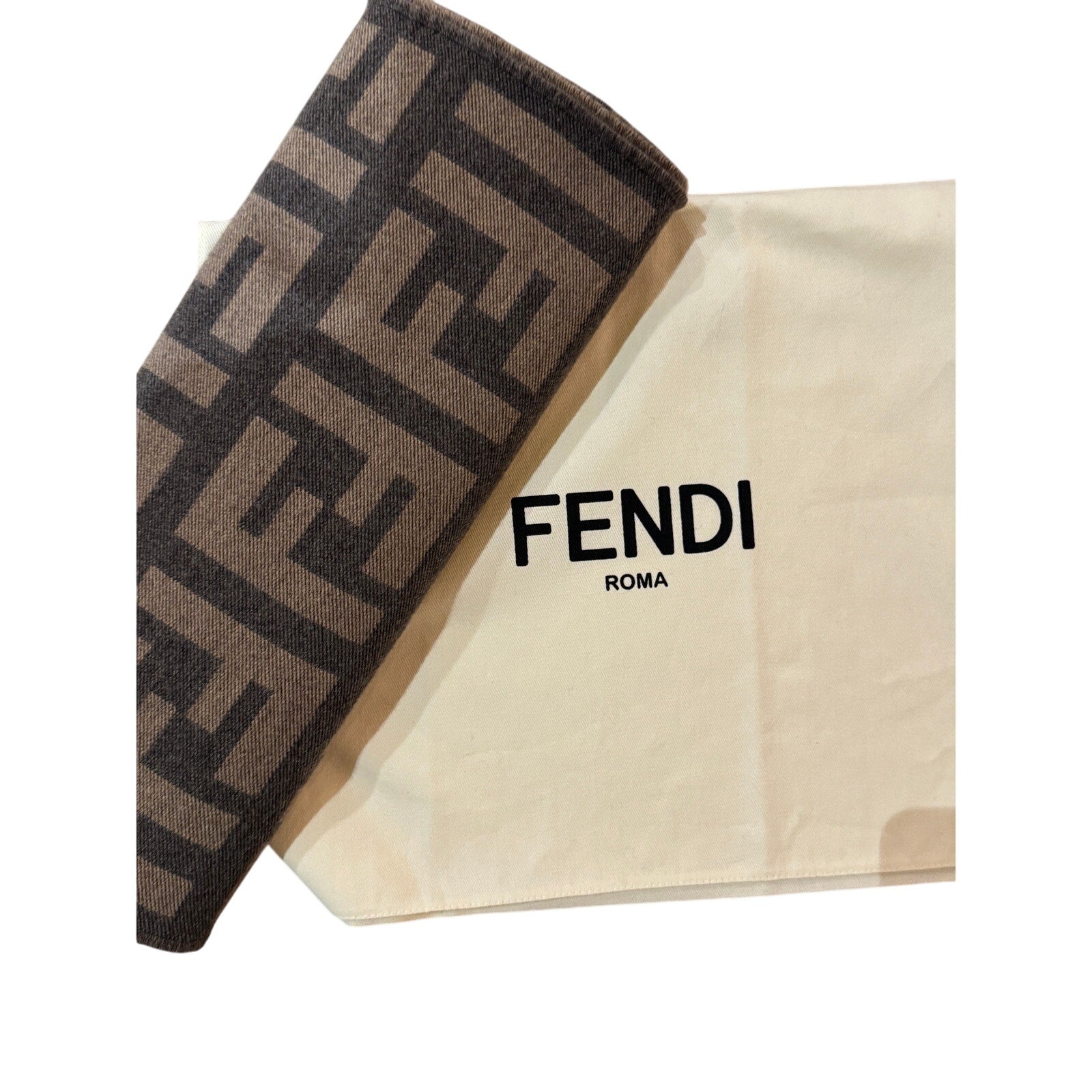 FENDI Gray & Sand Wool Silk FF Motif Scarf NWT Fringe Wrap 180x35cm (71x14in)