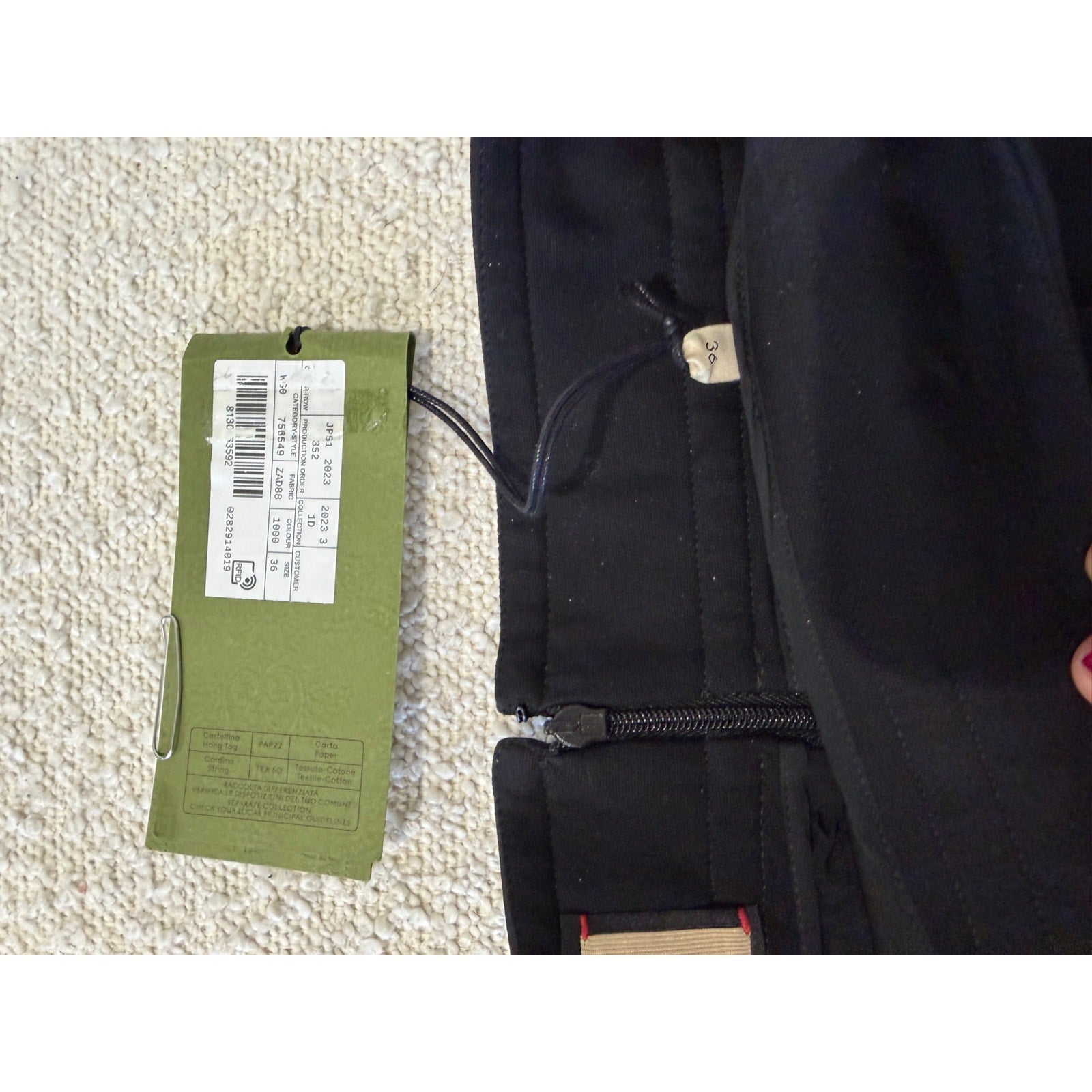 Gucci Black Crepe Button Skirt IT 36 NWT Gold Button Wool Silk Mini