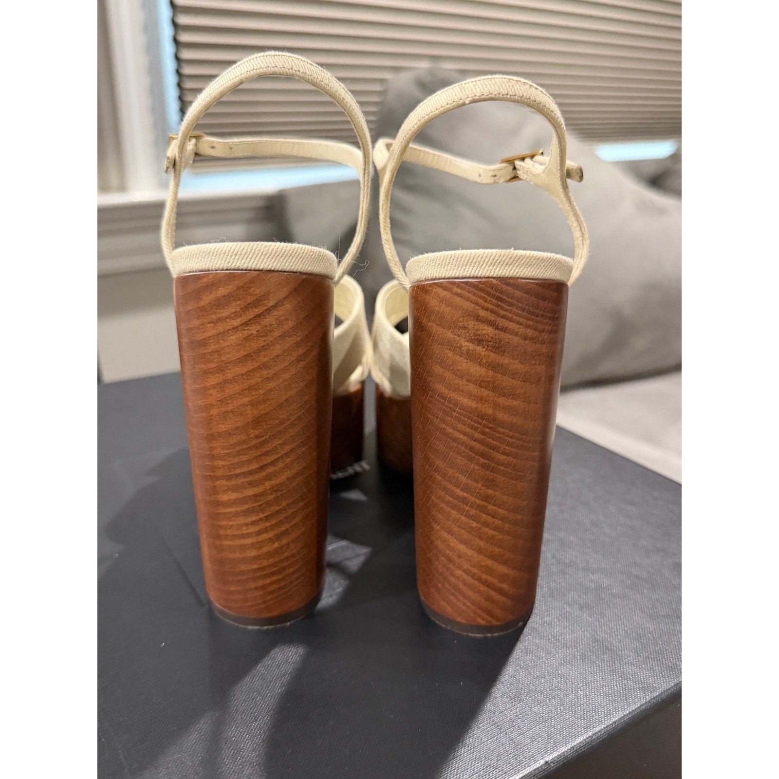 Saint Laurent Bianca Platform Sandal Size 36.5 BNIB