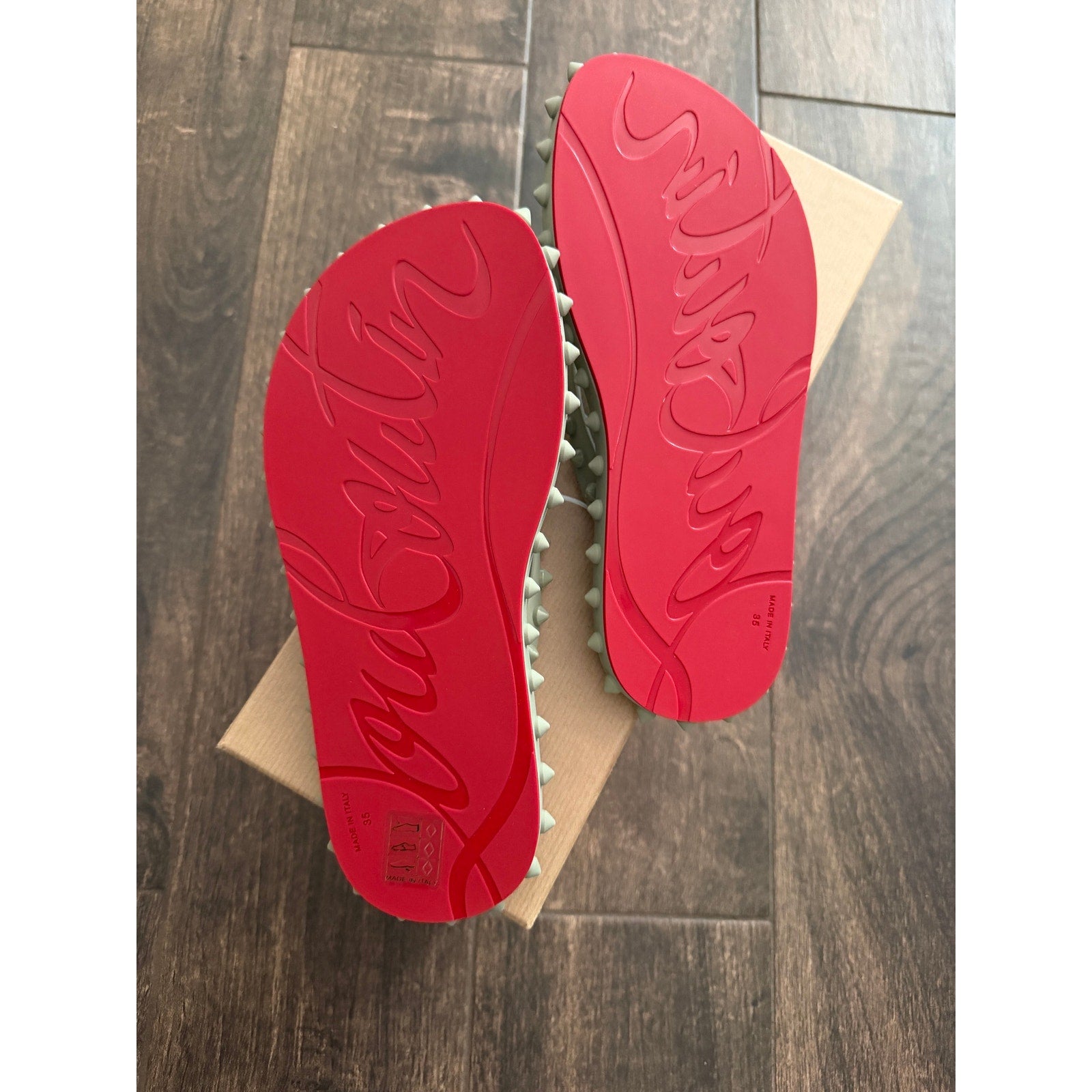 Christian Louboutin Super Loubi Flip Sandals BNIB 35 color is Haiiro
