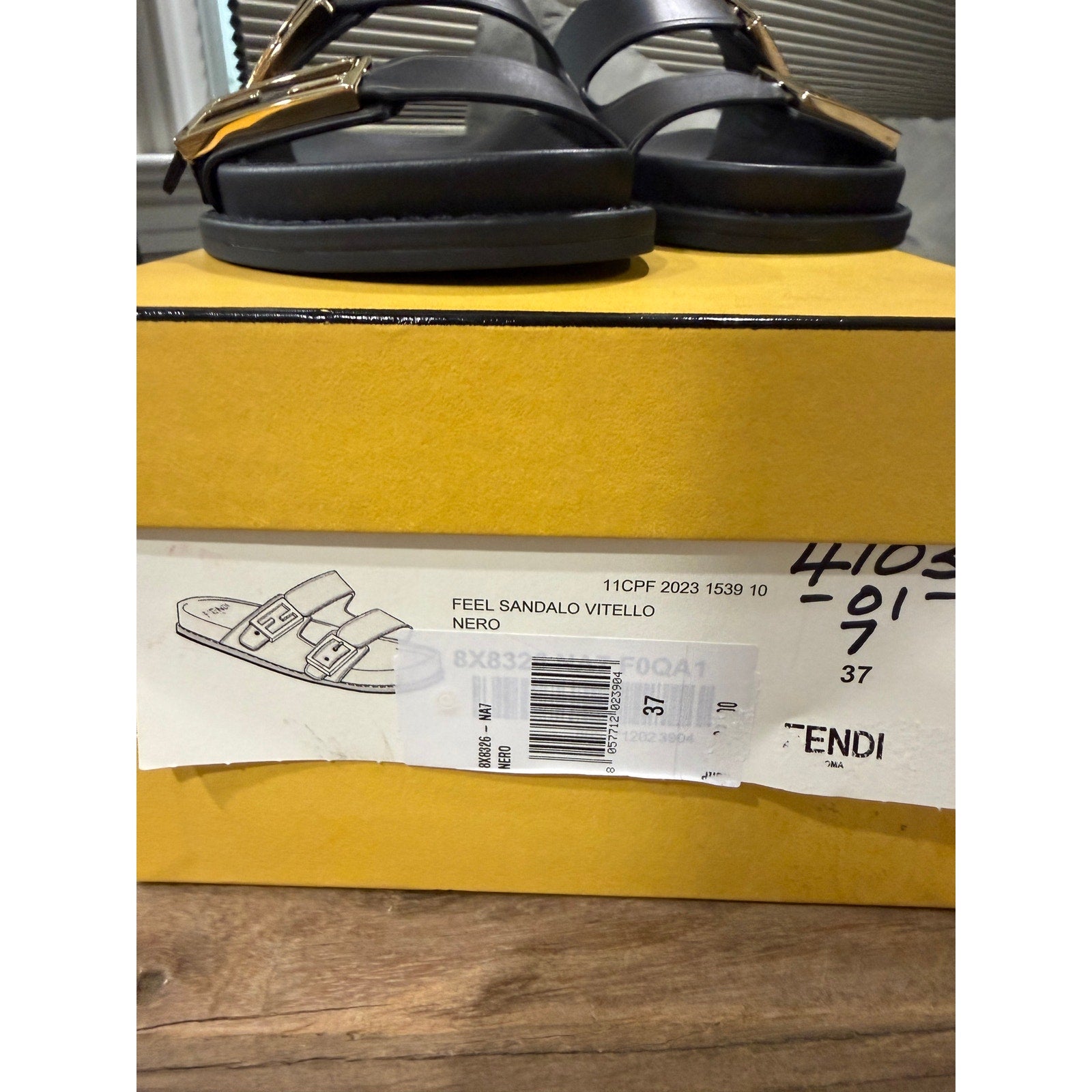 Fendi Feel Double Strap Buckle Black Leather Slides BNIB 37