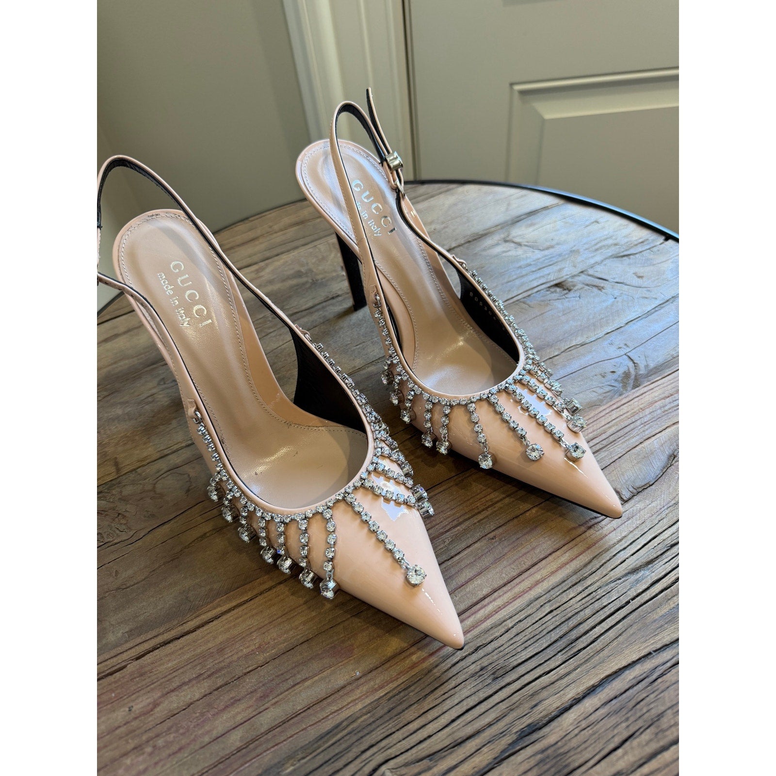 Gucci Guinevere Crystal Leather Slingback Stiletto Pumps NWT 37